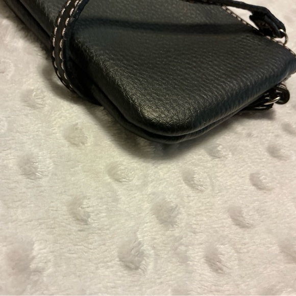 Victoria's Secret Black Wristlet - Picture 9 of 11